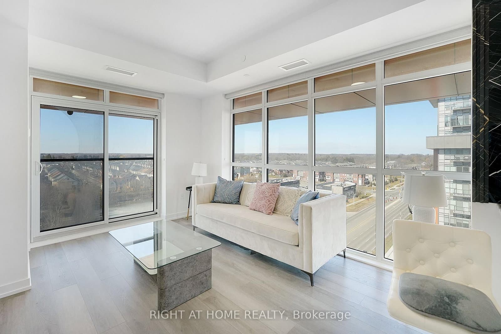 460 Dundas Street E, Unit 905 thumbnail 7