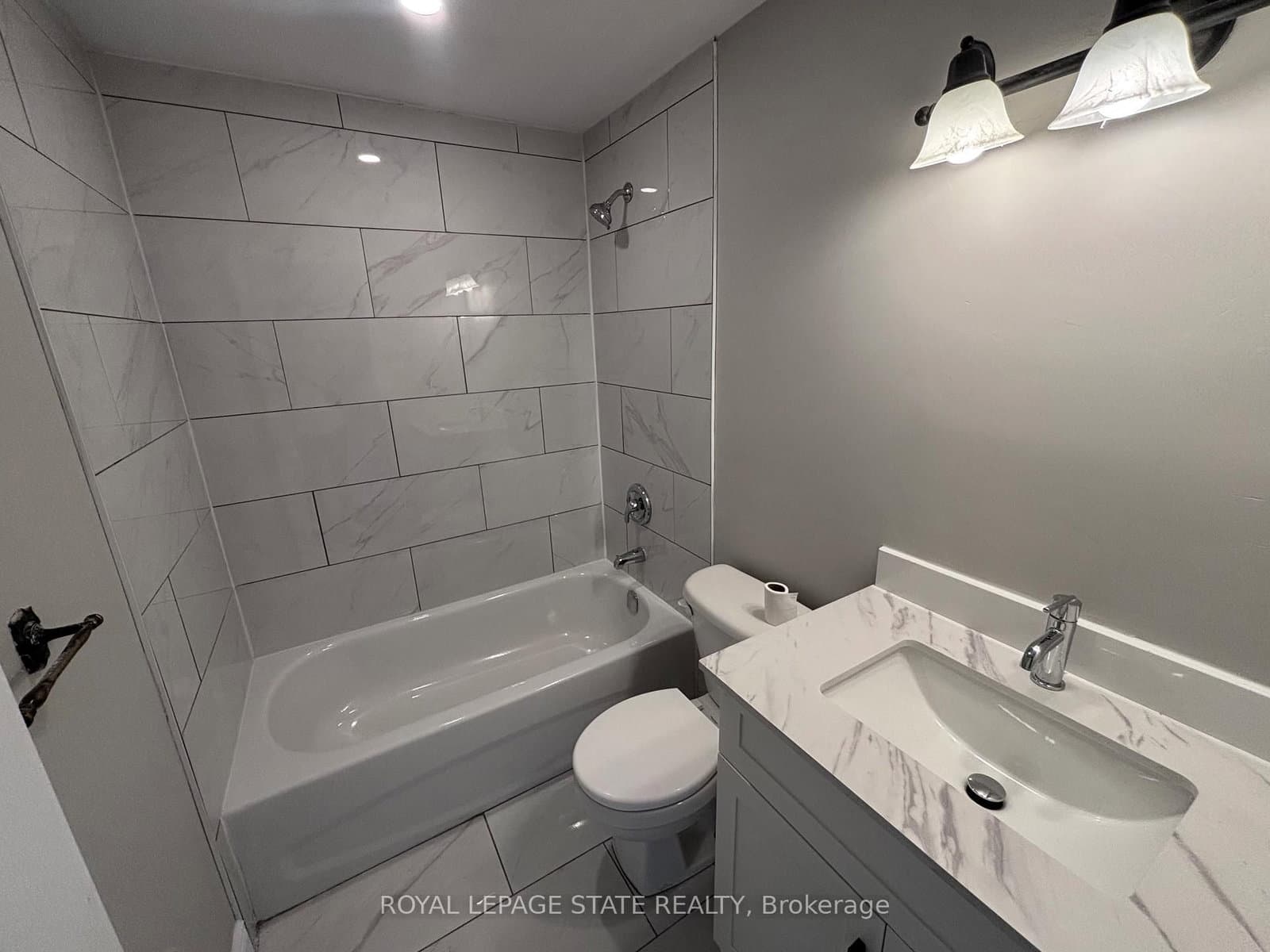 153 Limeridge Road W, Unit 4 thumbnail 16