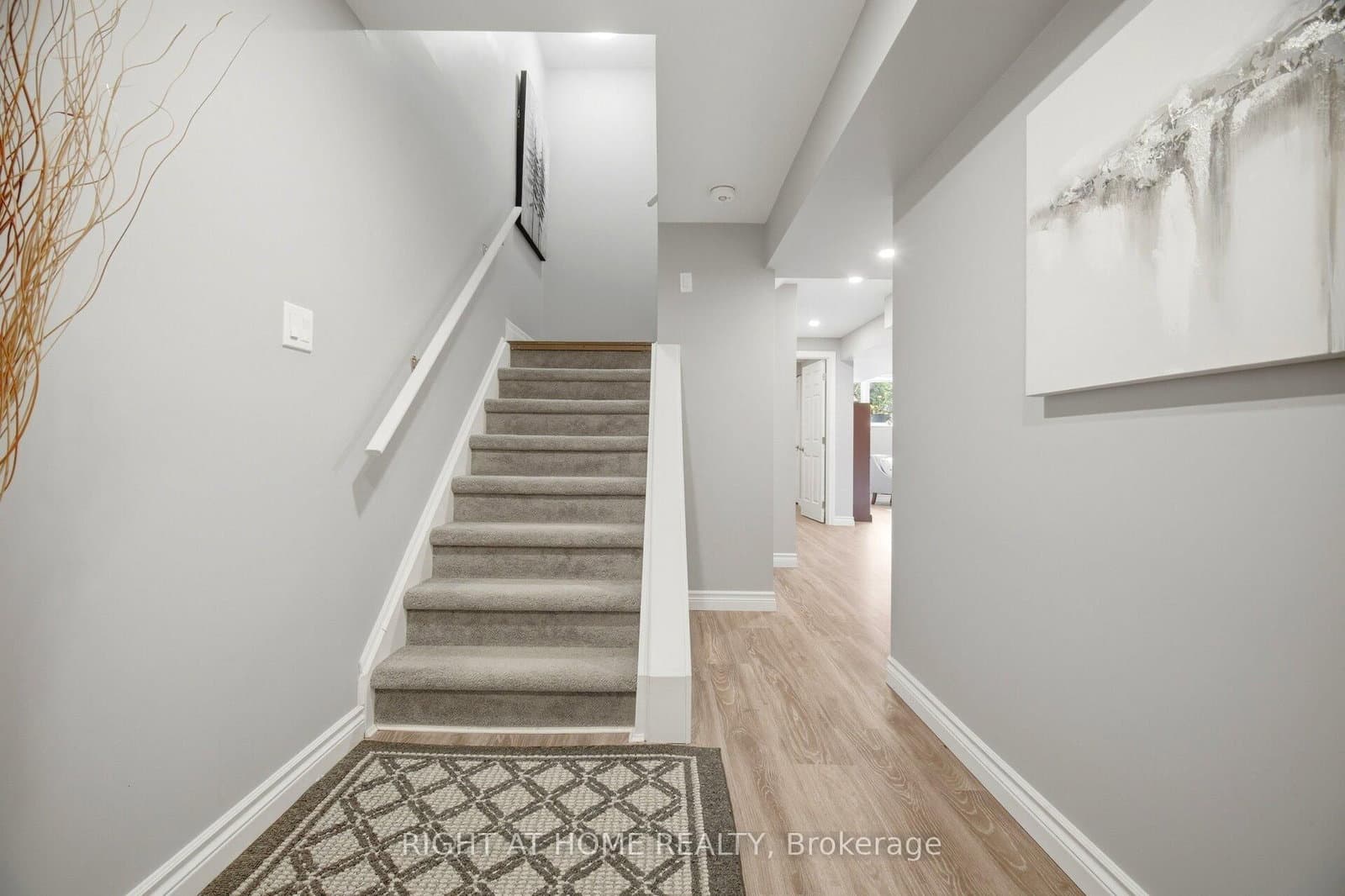 156 Gunby Boulevard thumbnail 28