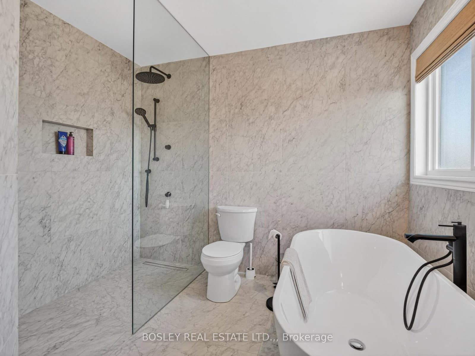75 Bergenstein Crescent thumbnail 25