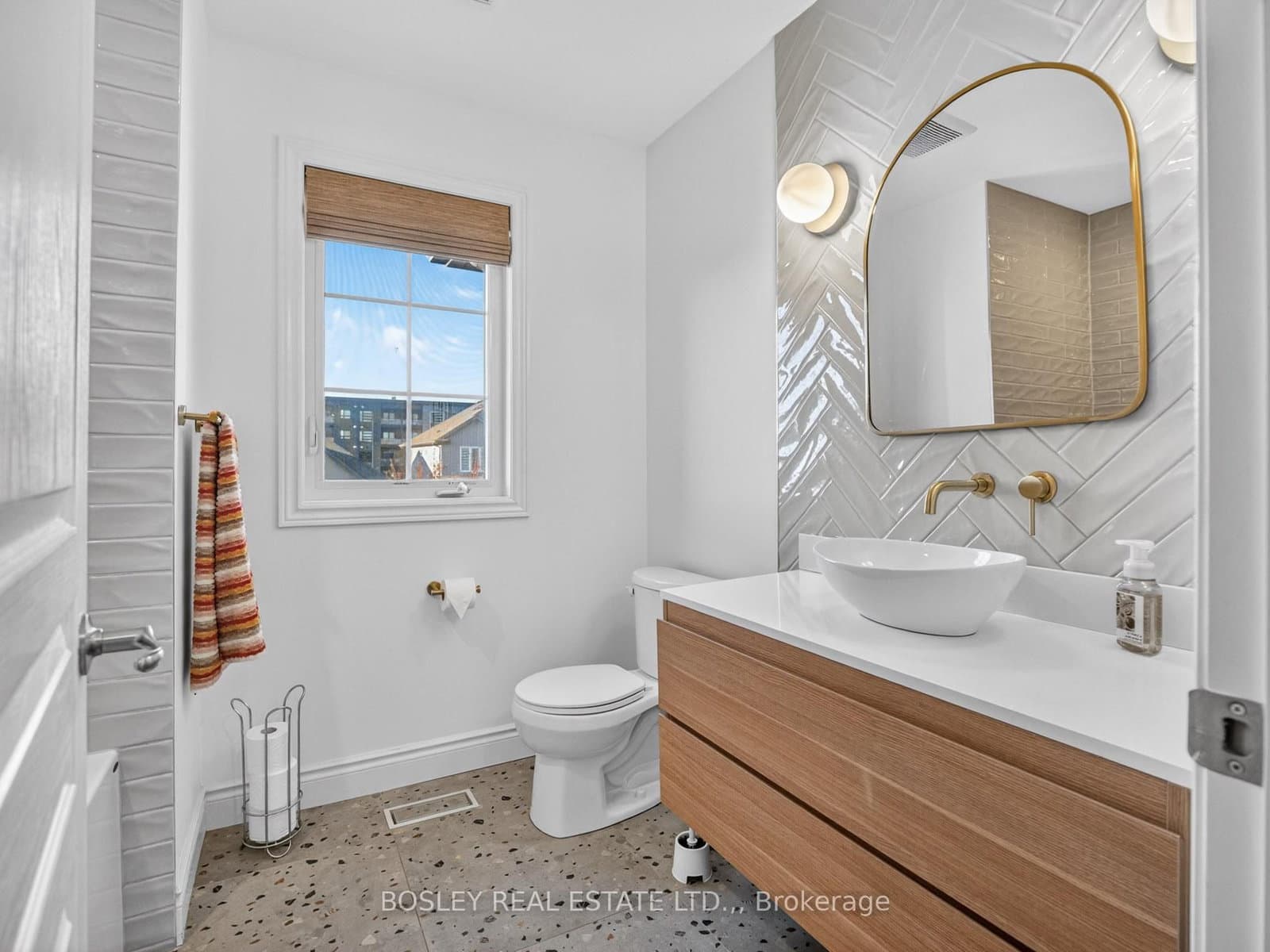 75 Bergenstein Crescent thumbnail 27