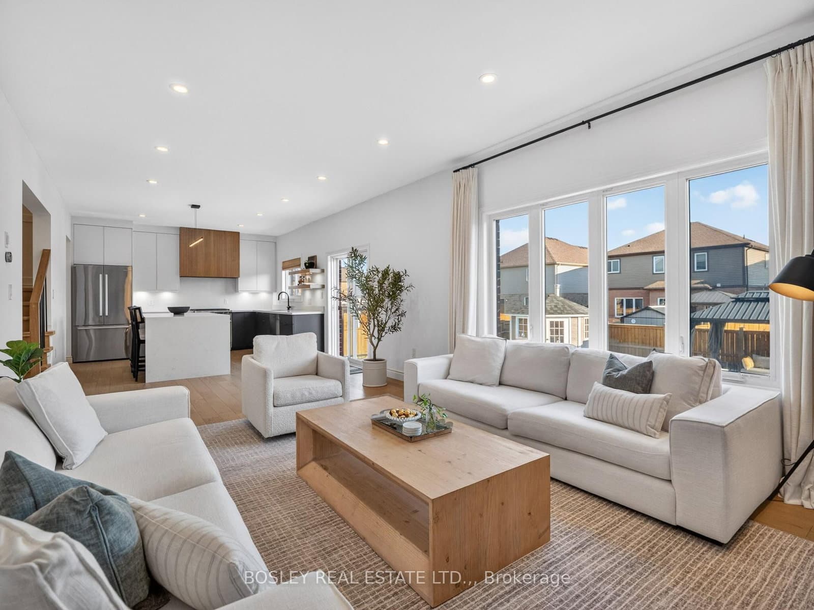 75 Bergenstein Crescent thumbnail 4