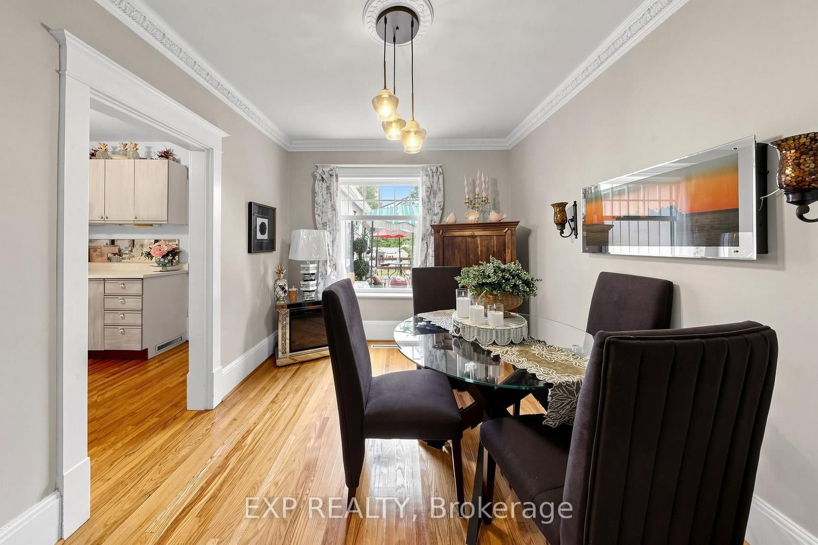 28 Simcoe Street thumbnail 11