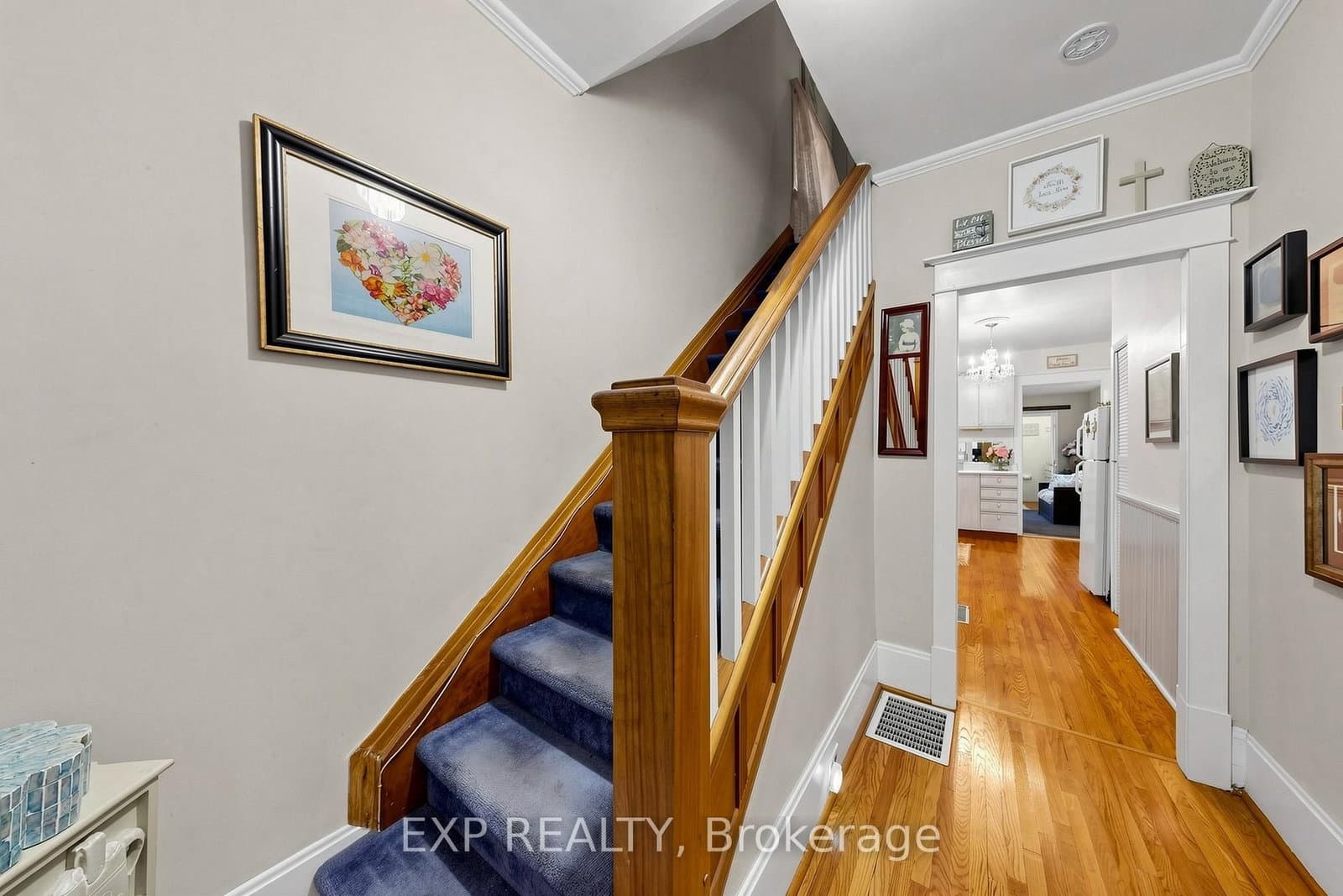 28 Simcoe Street thumbnail 15