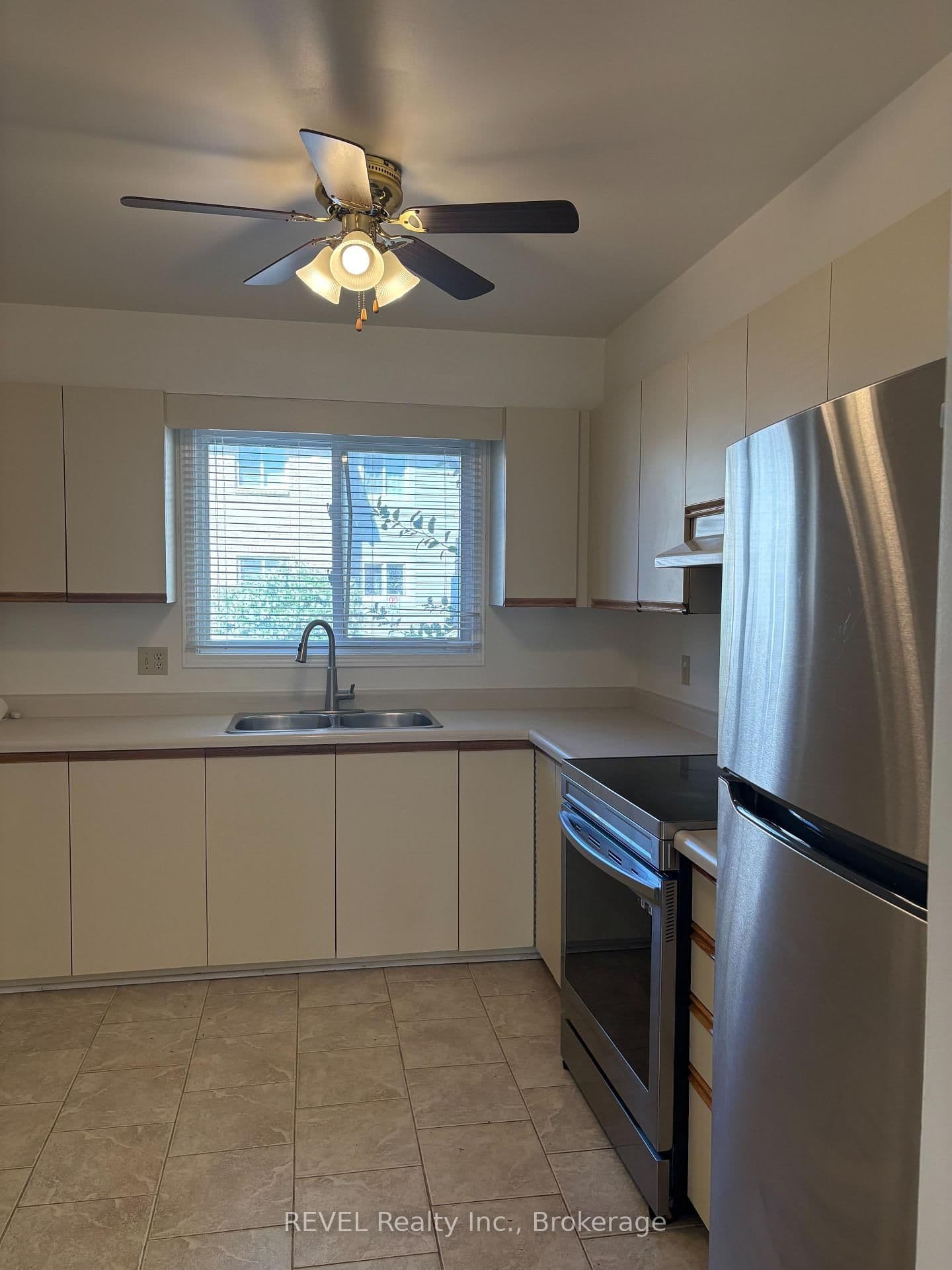 65 Dorchester Boulevard, Unit 74 thumbnail 5