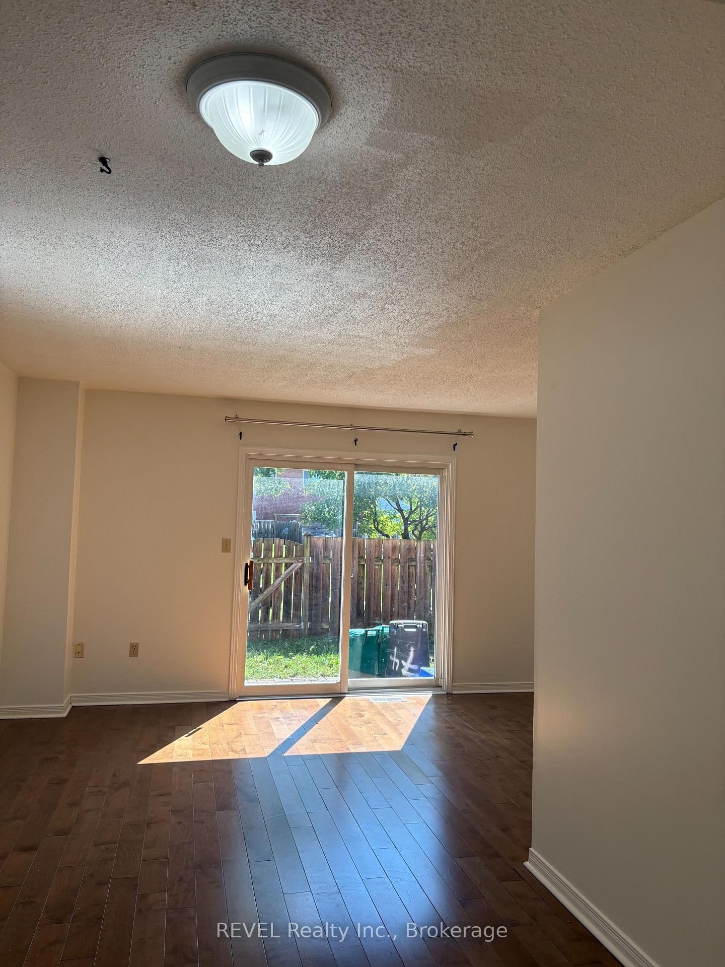 65 Dorchester Boulevard, Unit 74 thumbnail 6