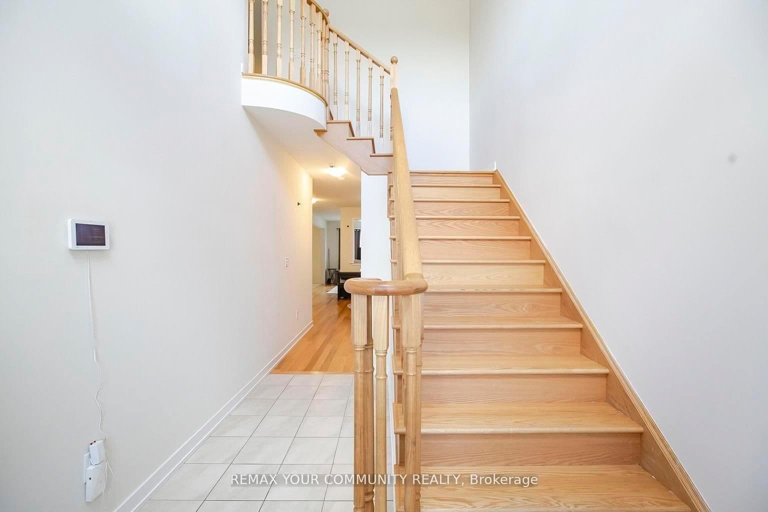 106 Higgins Avenue thumbnail 9