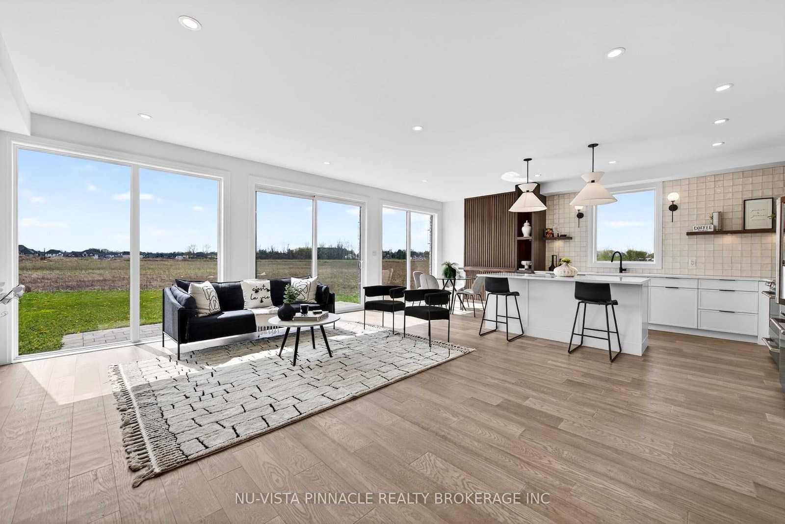 6517 Heathwoods Avenue thumbnail 6