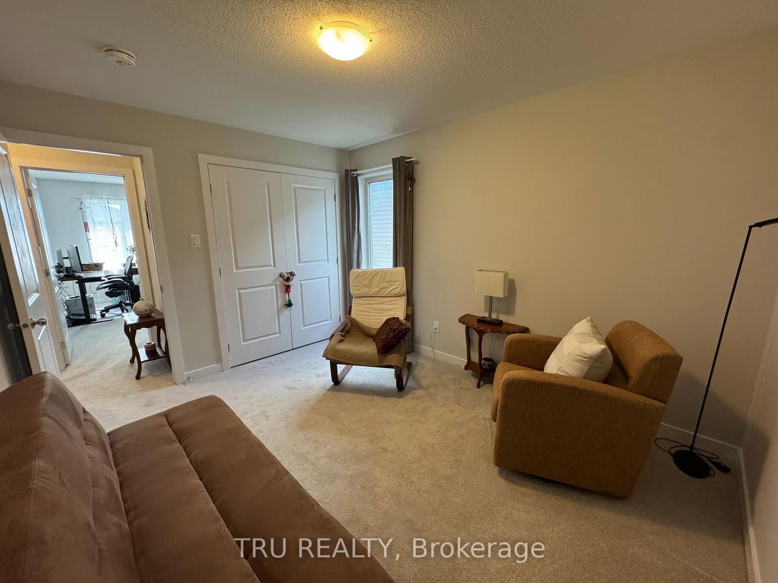 802 SENDERO Way thumbnail 16