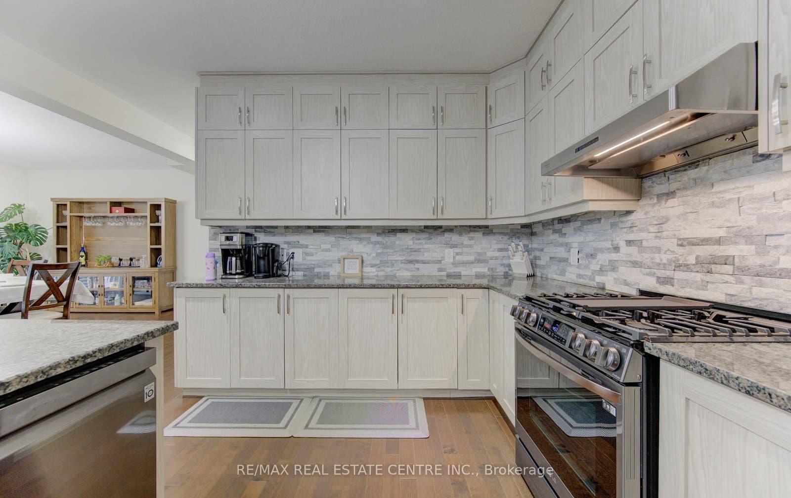285 Sedgewood Street thumbnail 13