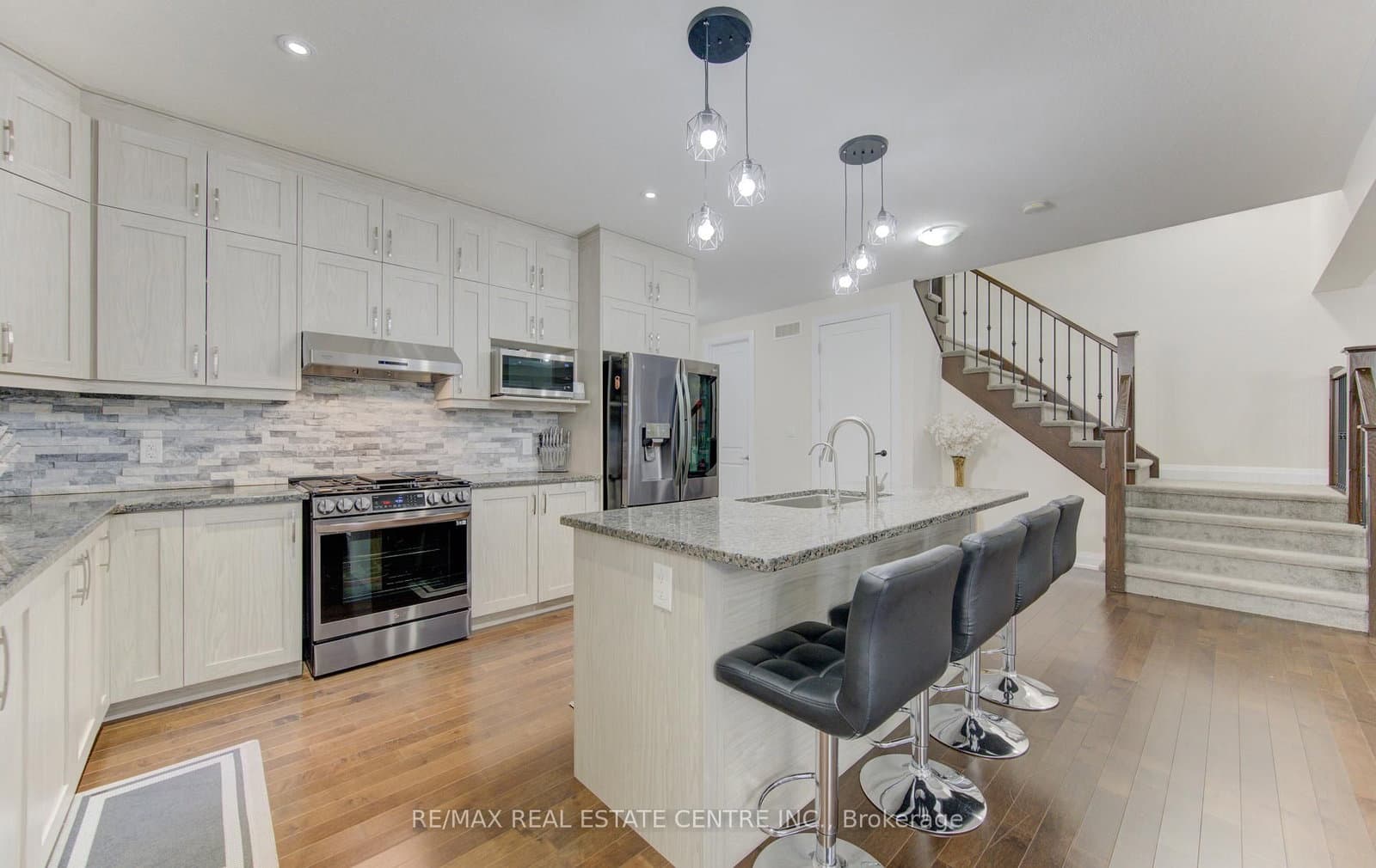 285 Sedgewood Street thumbnail 16