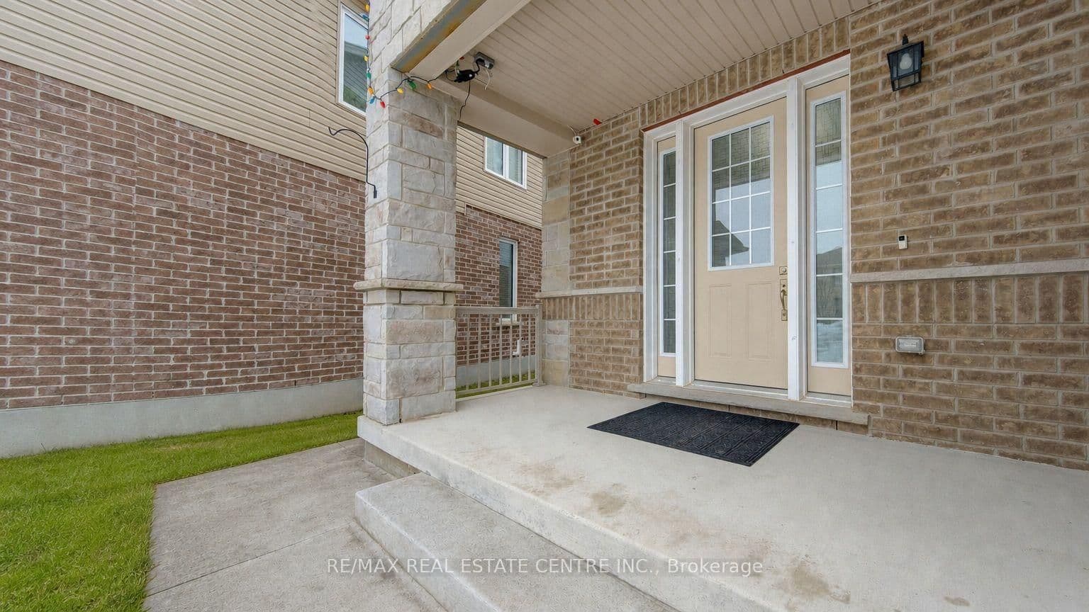 285 Sedgewood Street thumbnail 2