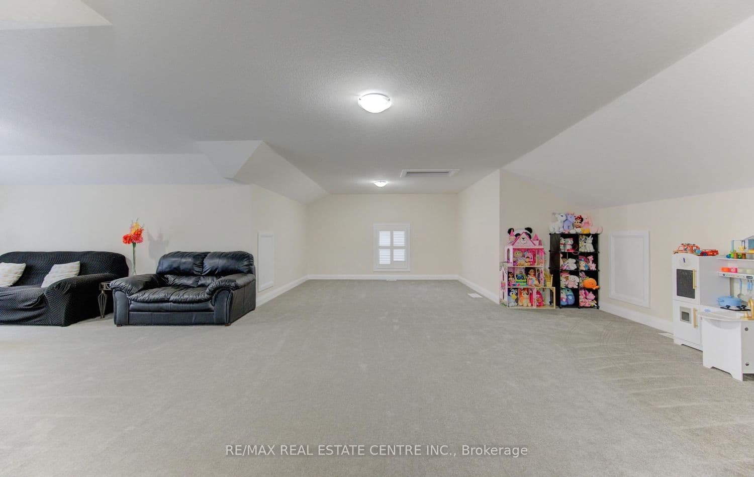 285 Sedgewood Street thumbnail 22
