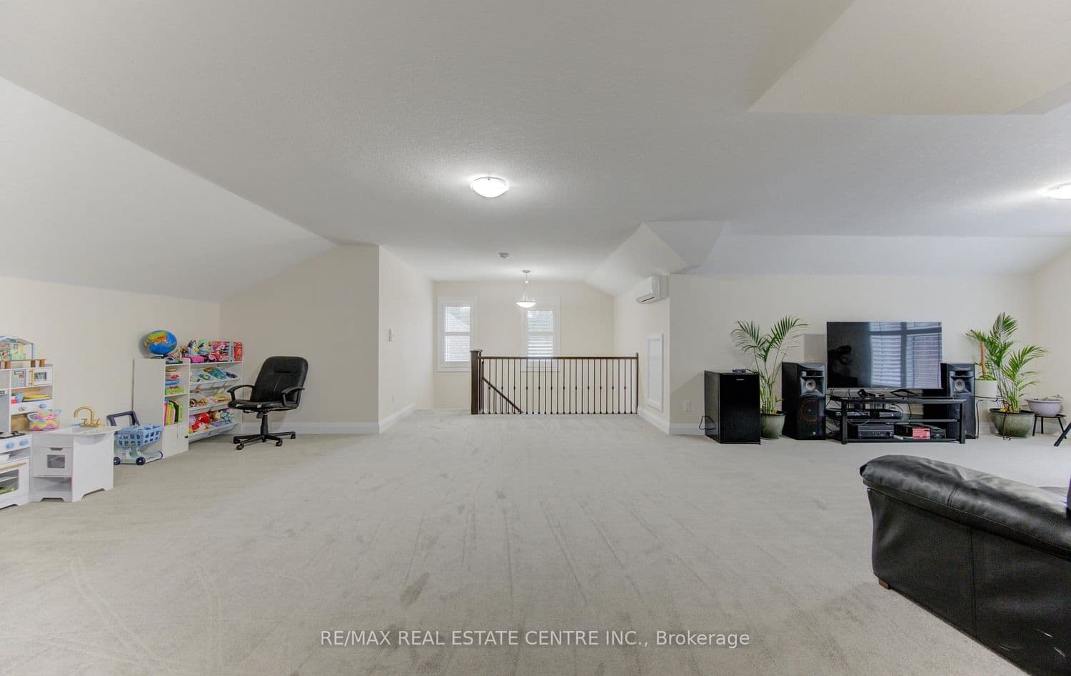 285 Sedgewood Street thumbnail 23