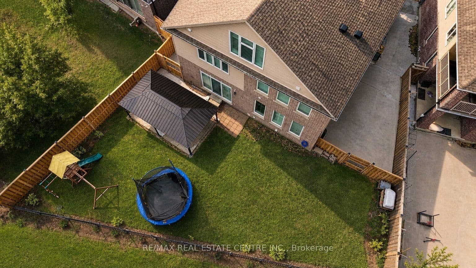 285 Sedgewood Street thumbnail 50