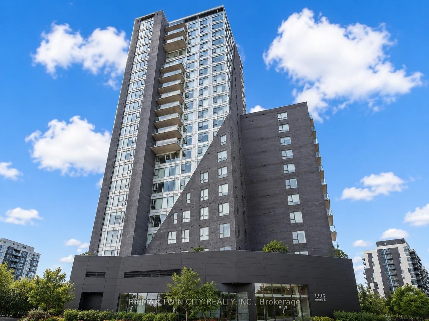 158 King Street N, Unit 802 - Image 1