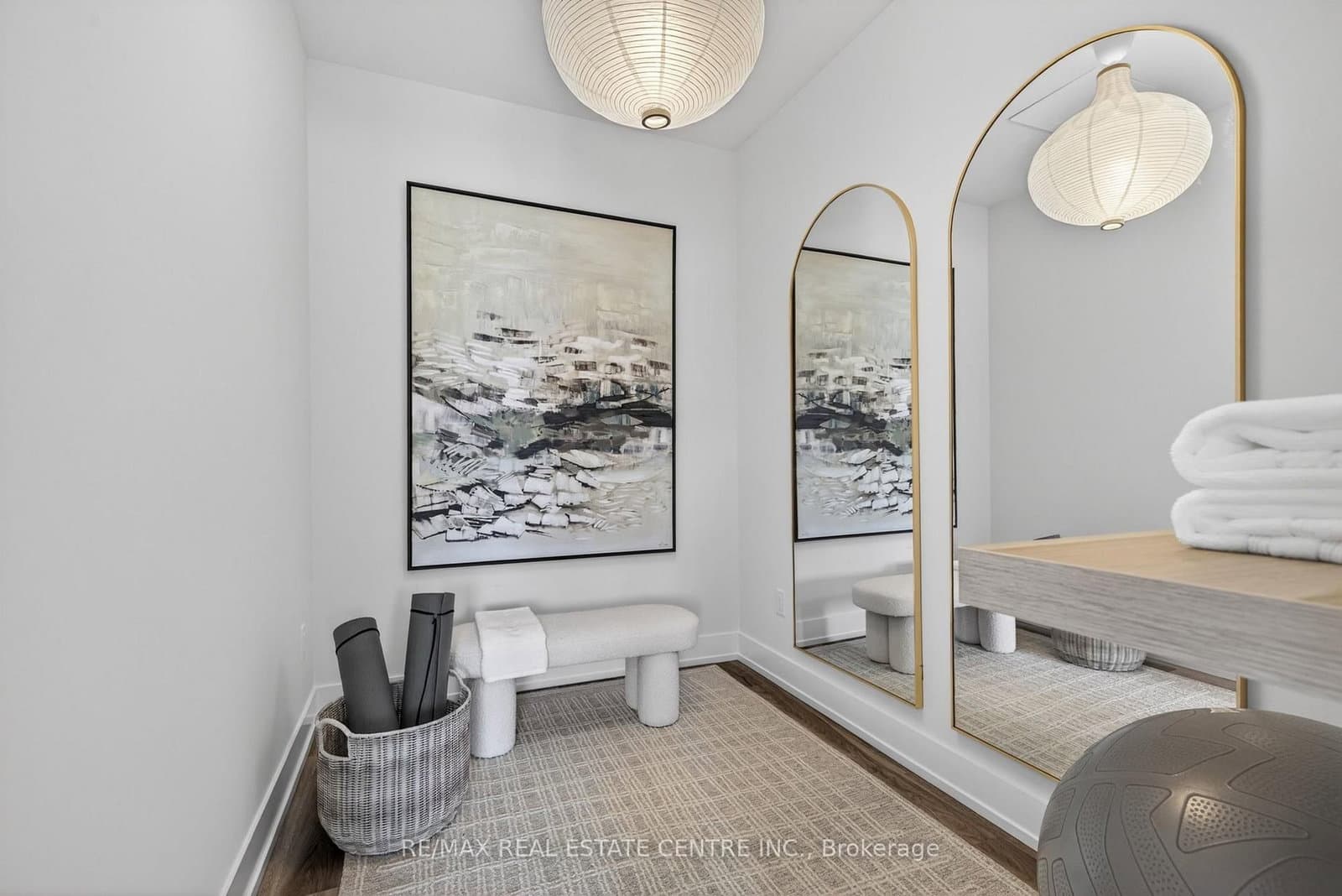 1100 Lackner Place, Unit 205 thumbnail 6