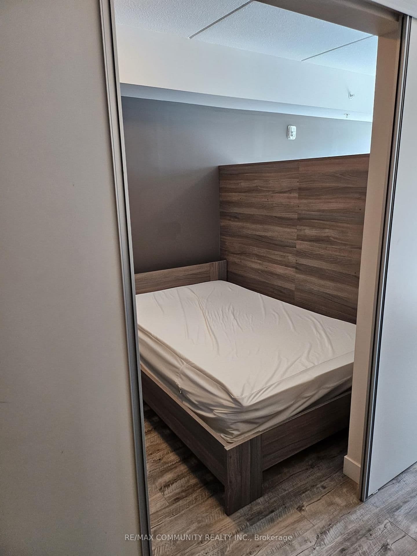 257 Hemlock Street, Unit 316 thumbnail 16