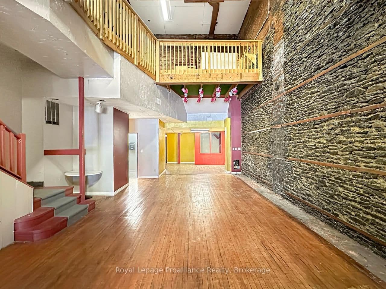 255 Front Street thumbnail 9