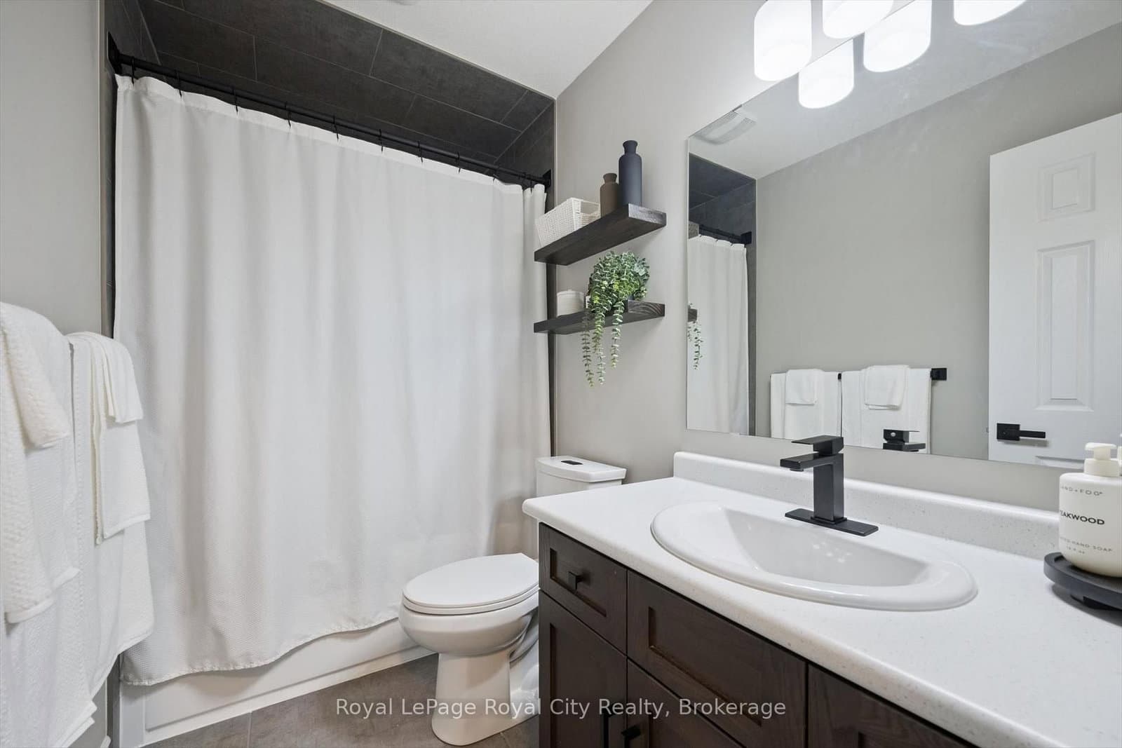 107 WESTRA Drive, Unit 58 thumbnail 24