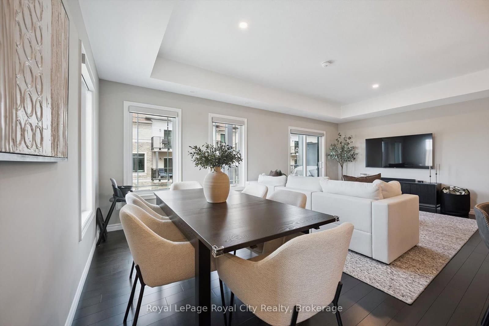 107 WESTRA Drive, Unit 58 thumbnail 3