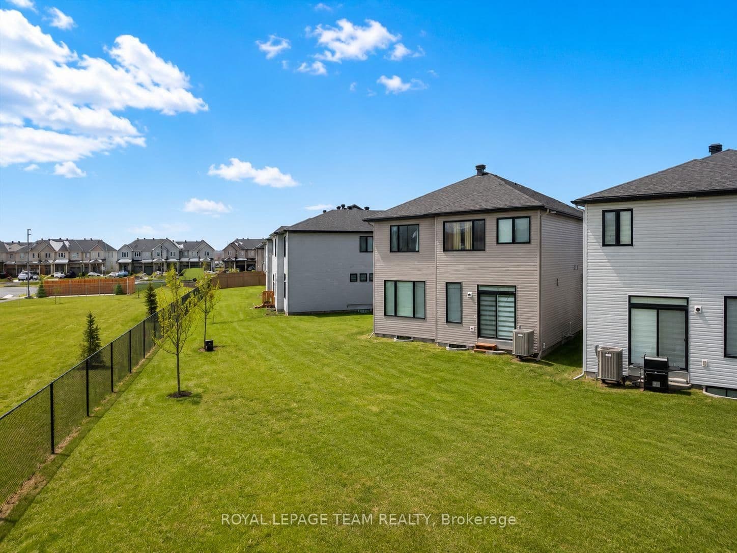 290 Turnbuckle Crescent thumbnail 30
