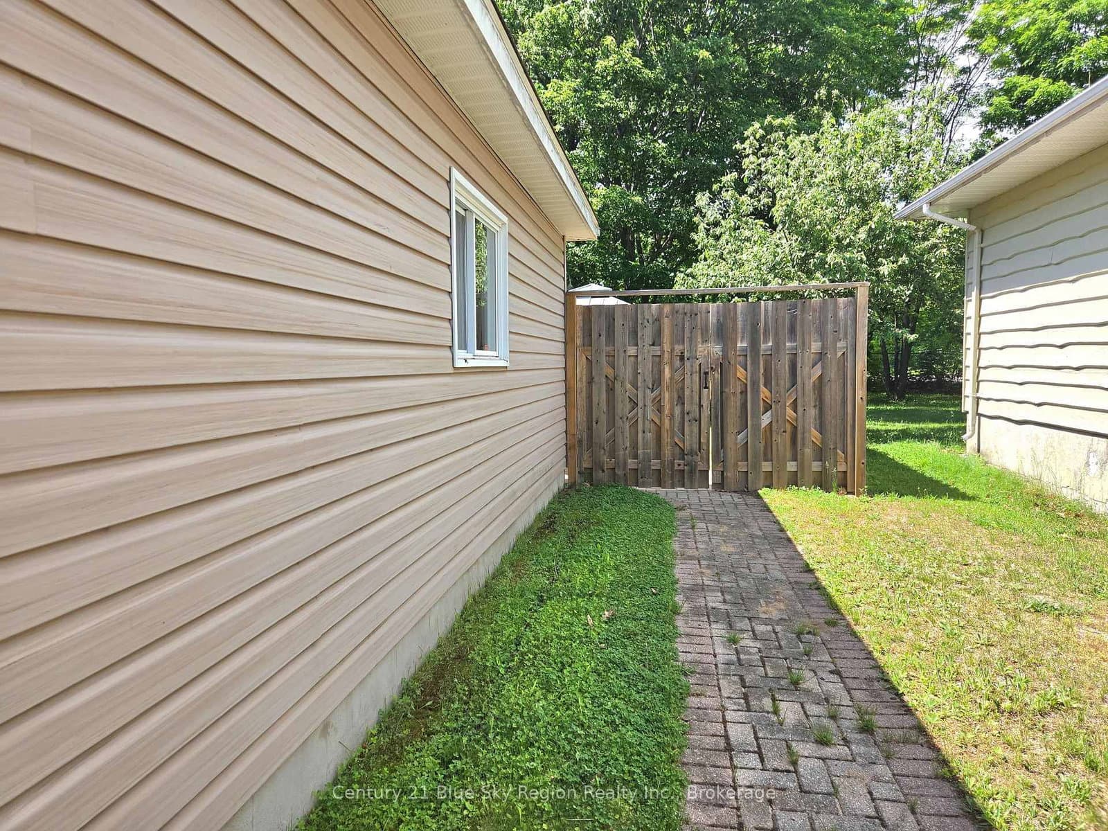 1294 Airport Road thumbnail 4