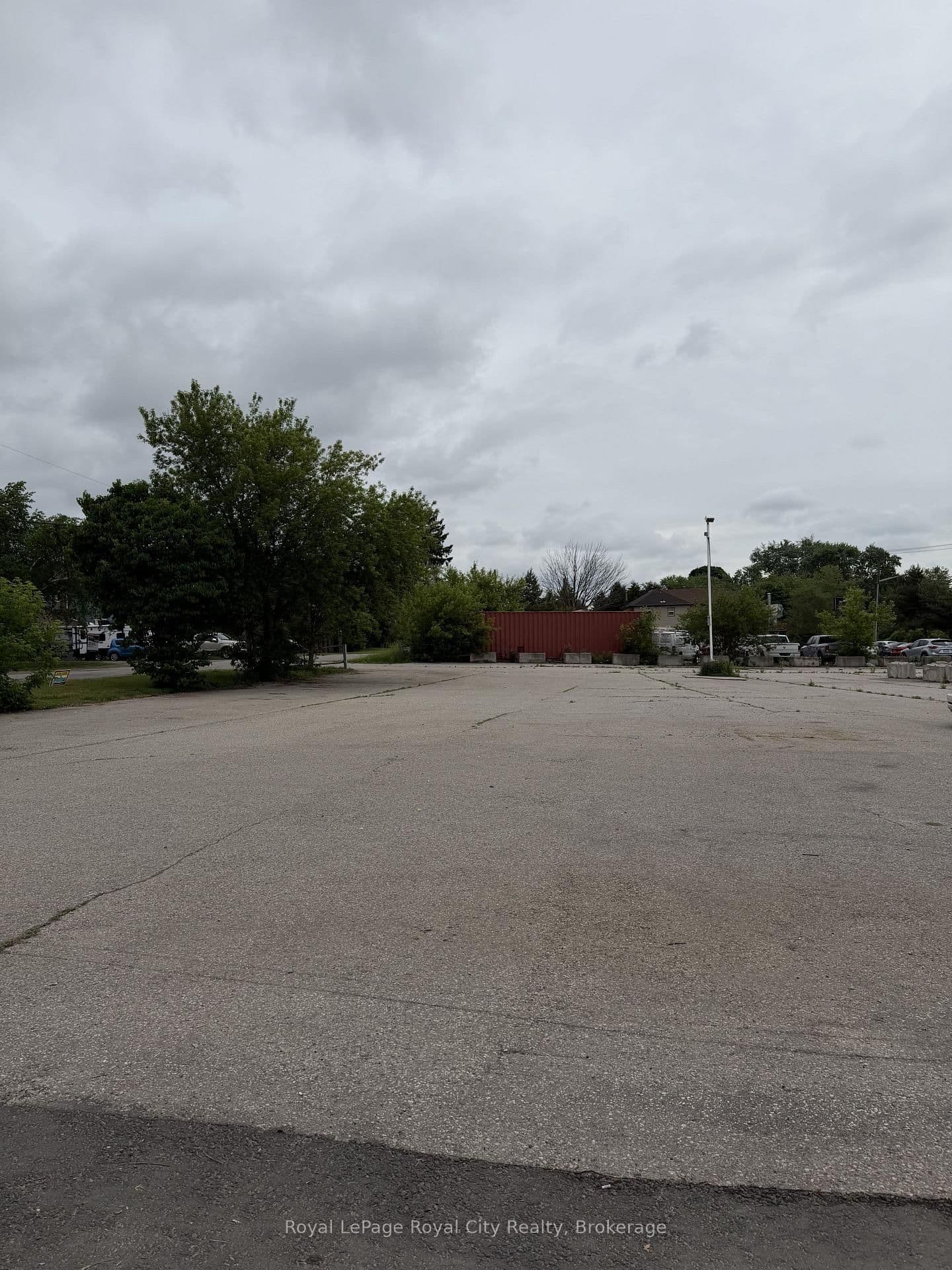 700 YORK Road, Unit UNIT B & C thumbnail 4