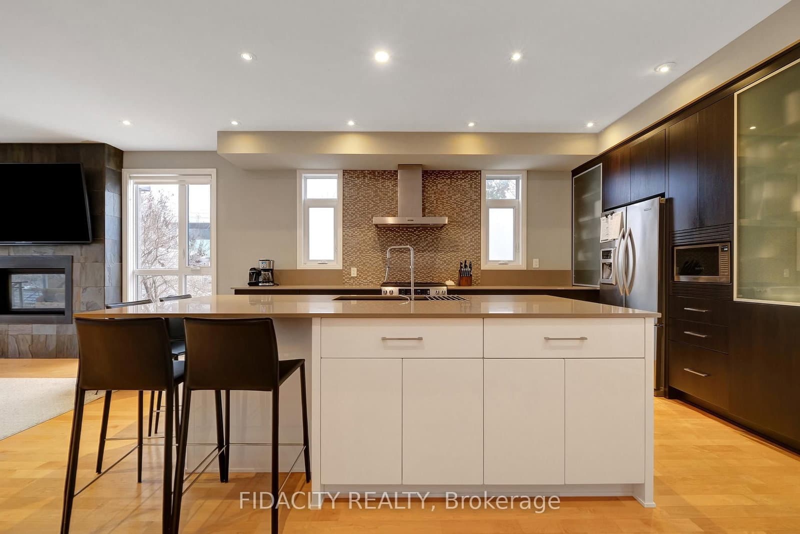 376 C Wilmont Avenue thumbnail 15