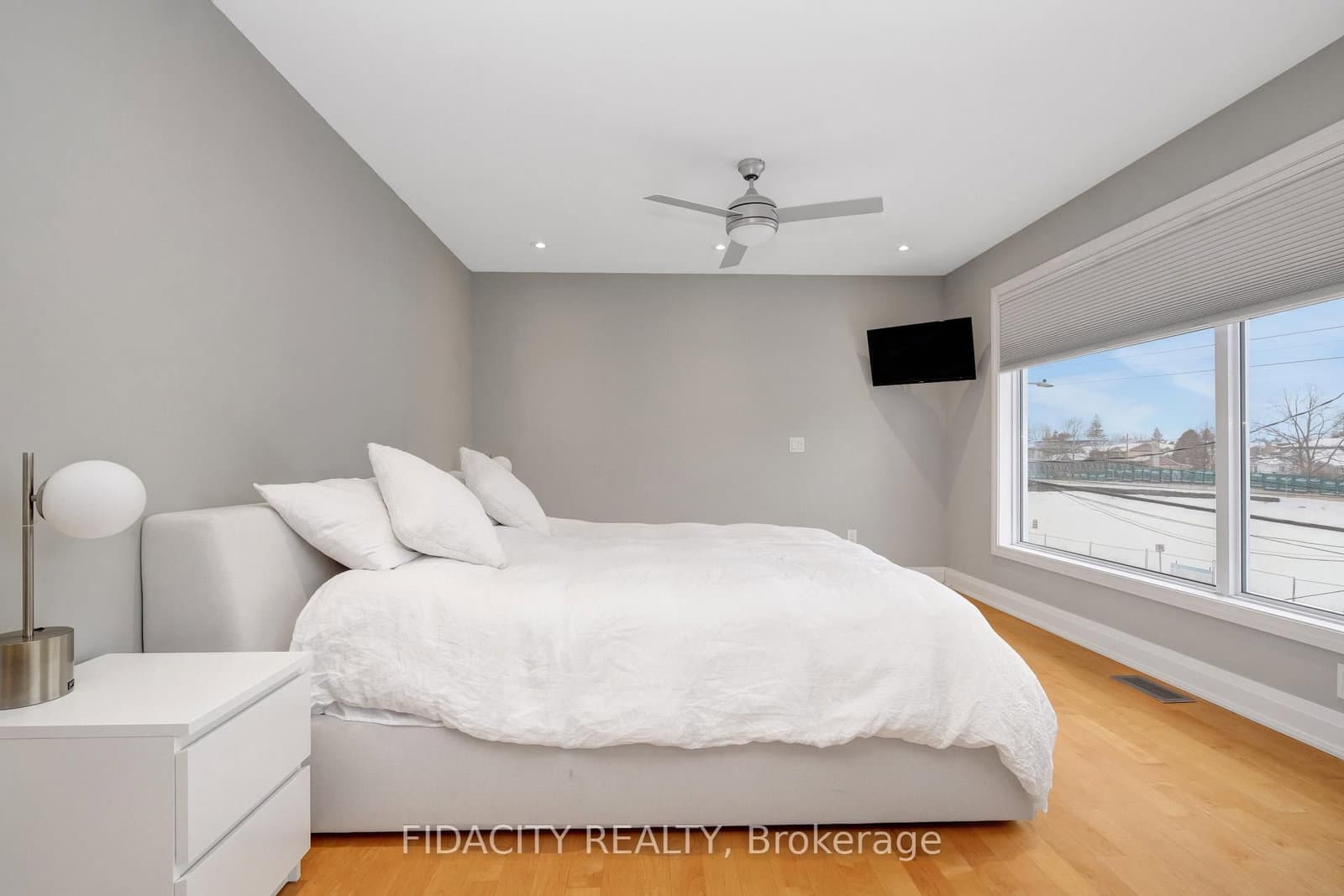 376 C Wilmont Avenue thumbnail 17