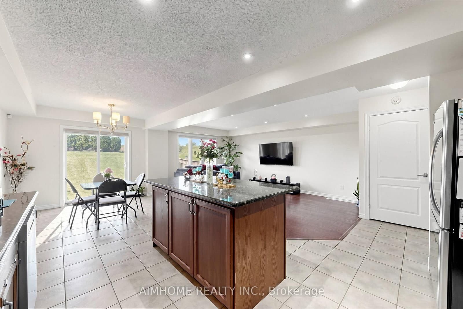 205 Huck Crescent thumbnail 10