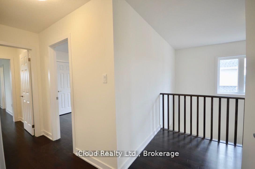 166 Aviron Crescent thumbnail 19