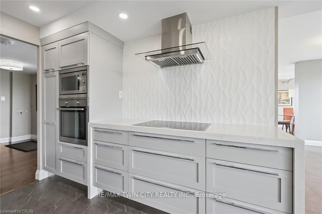 6 Willow Street, Unit 602 thumbnail 20