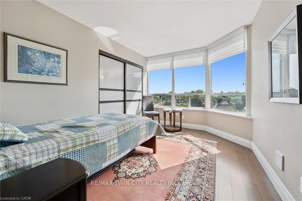 6 Willow Street, Unit 602 thumbnail 30