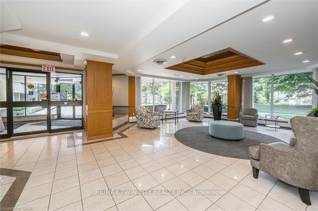 6 Willow Street, Unit 602 thumbnail 5
