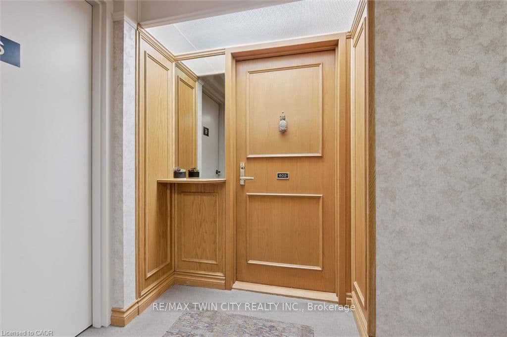 6 Willow Street, Unit 602 thumbnail 7
