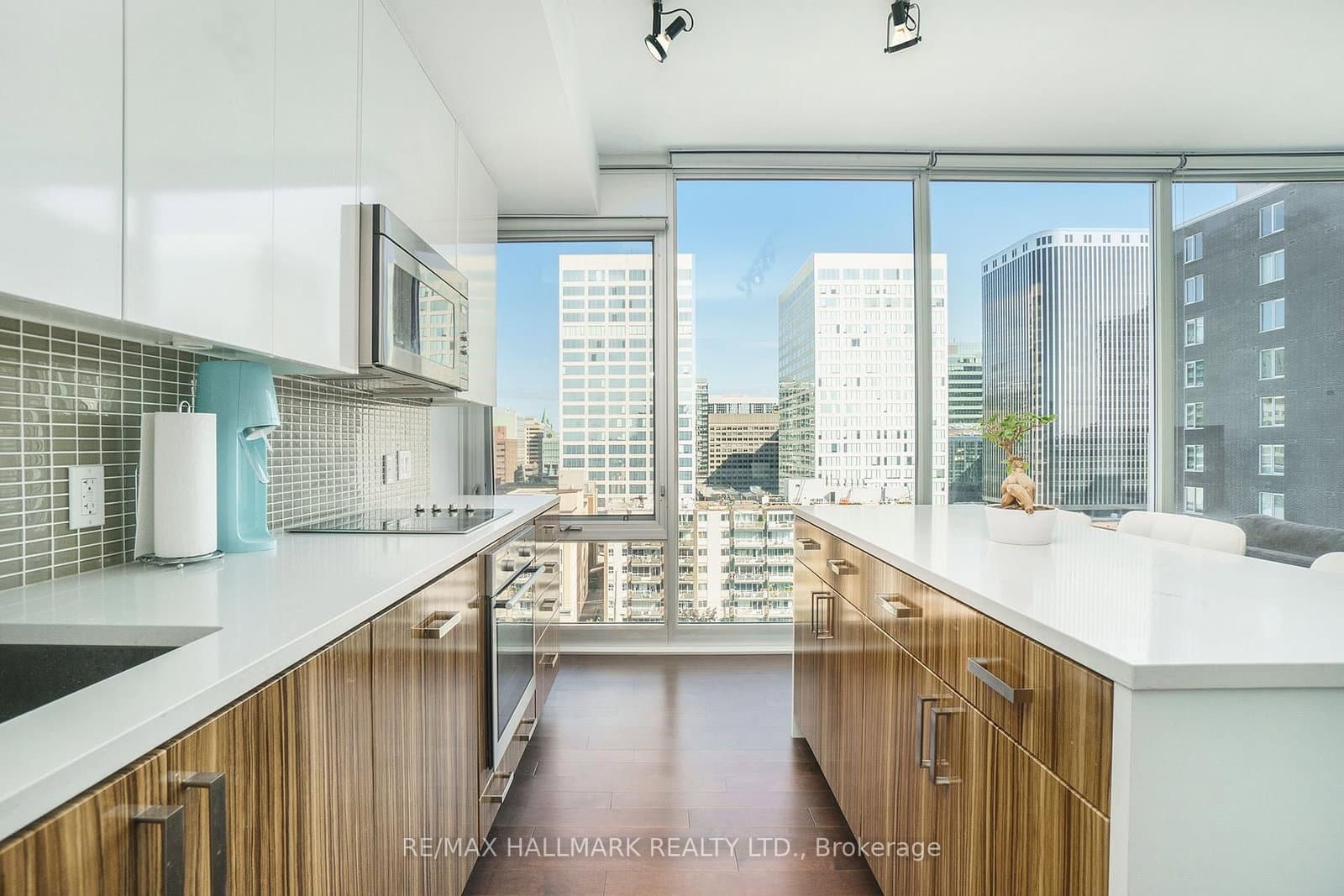 300 Lisgar Street, Unit 1113 thumbnail 7