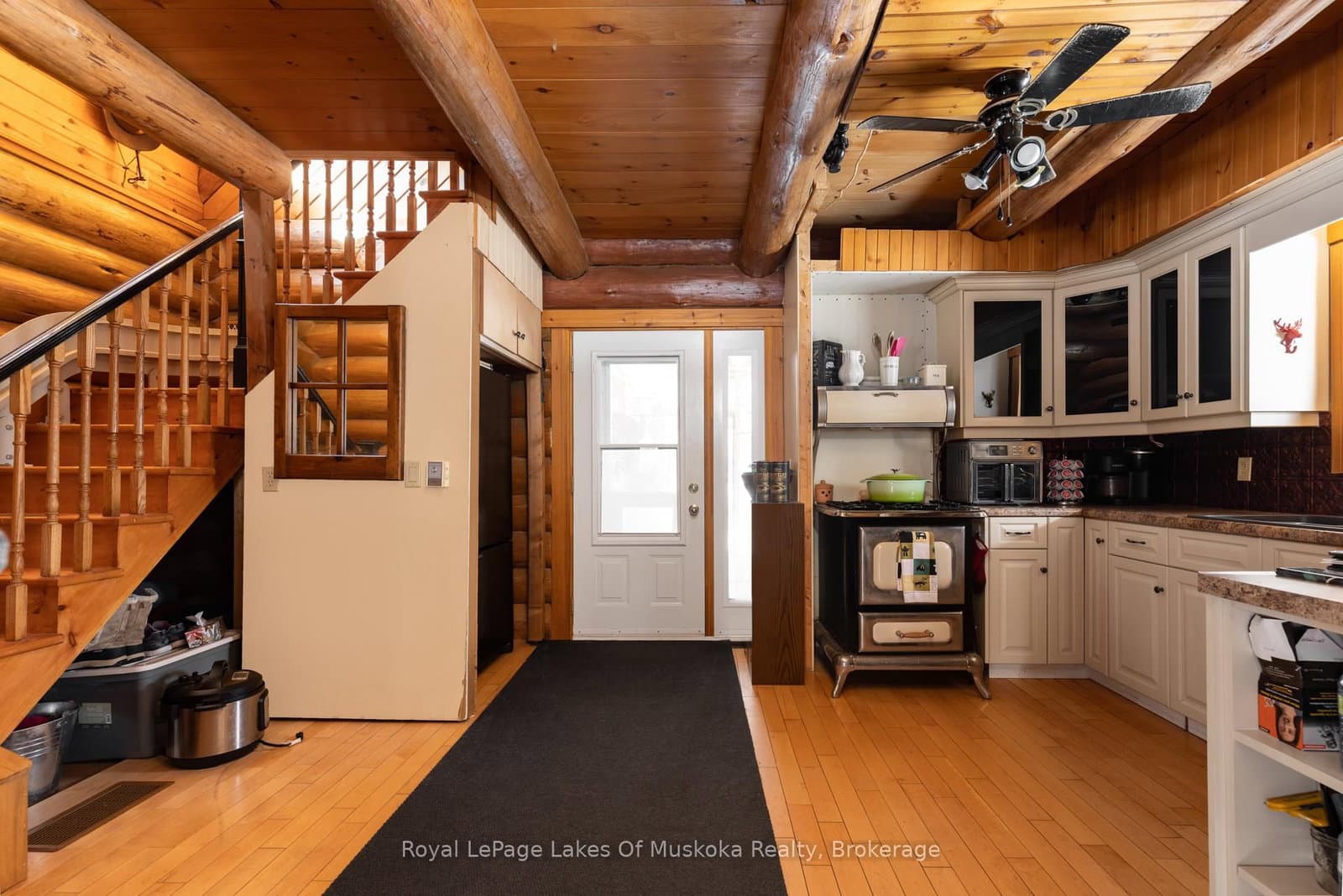 259 Lakeshore Road thumbnail 14
