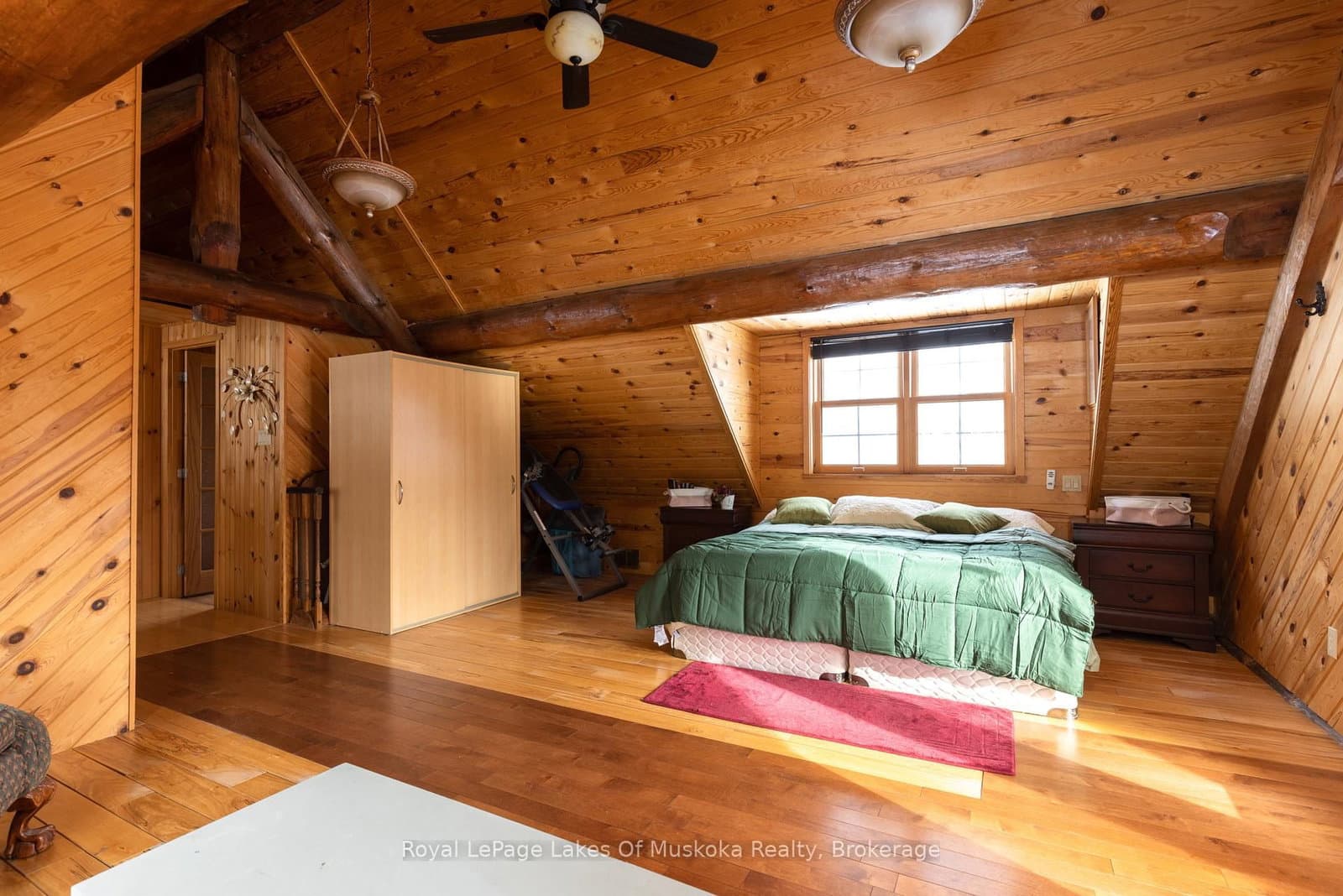 259 Lakeshore Road thumbnail 24