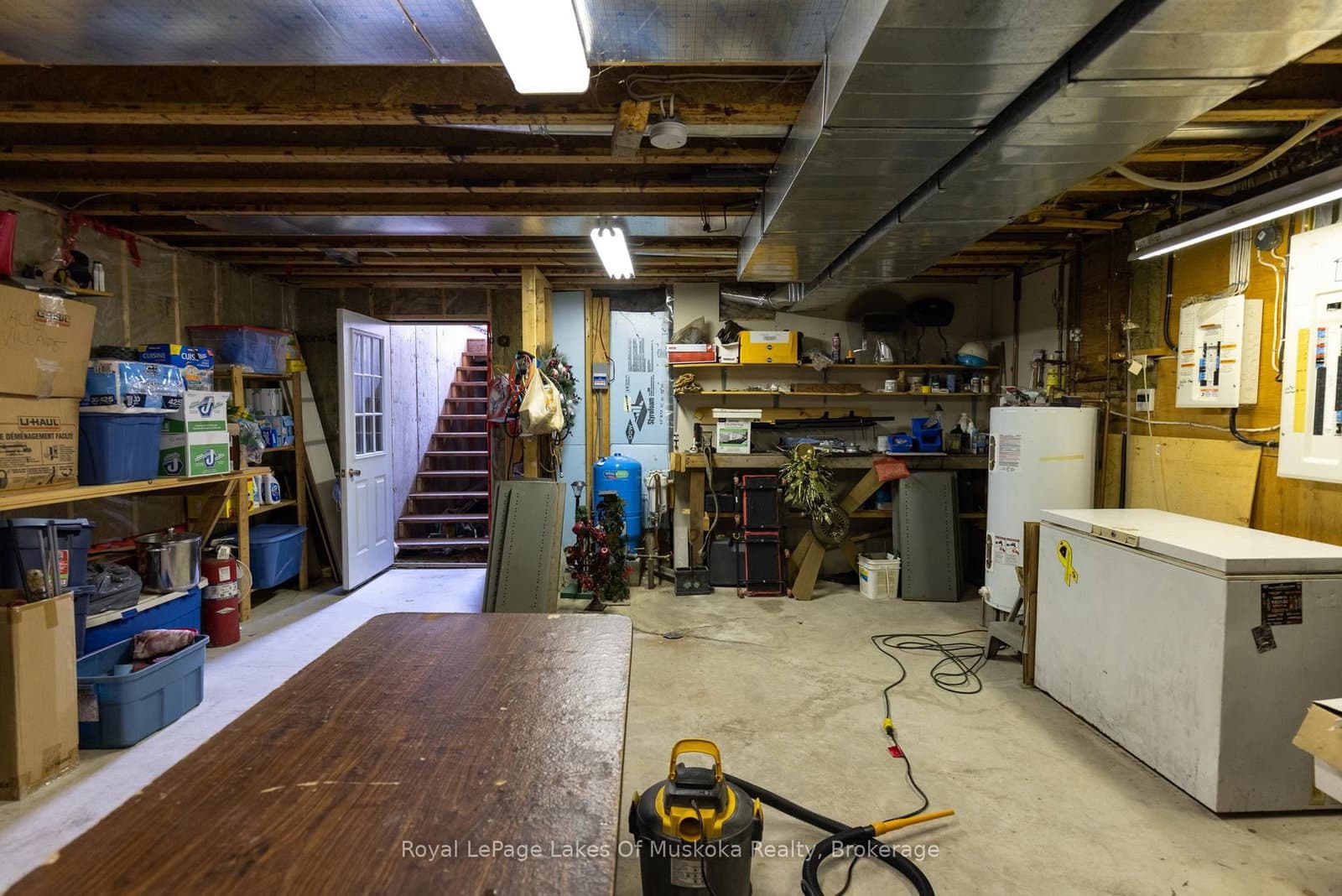 259 Lakeshore Road thumbnail 25