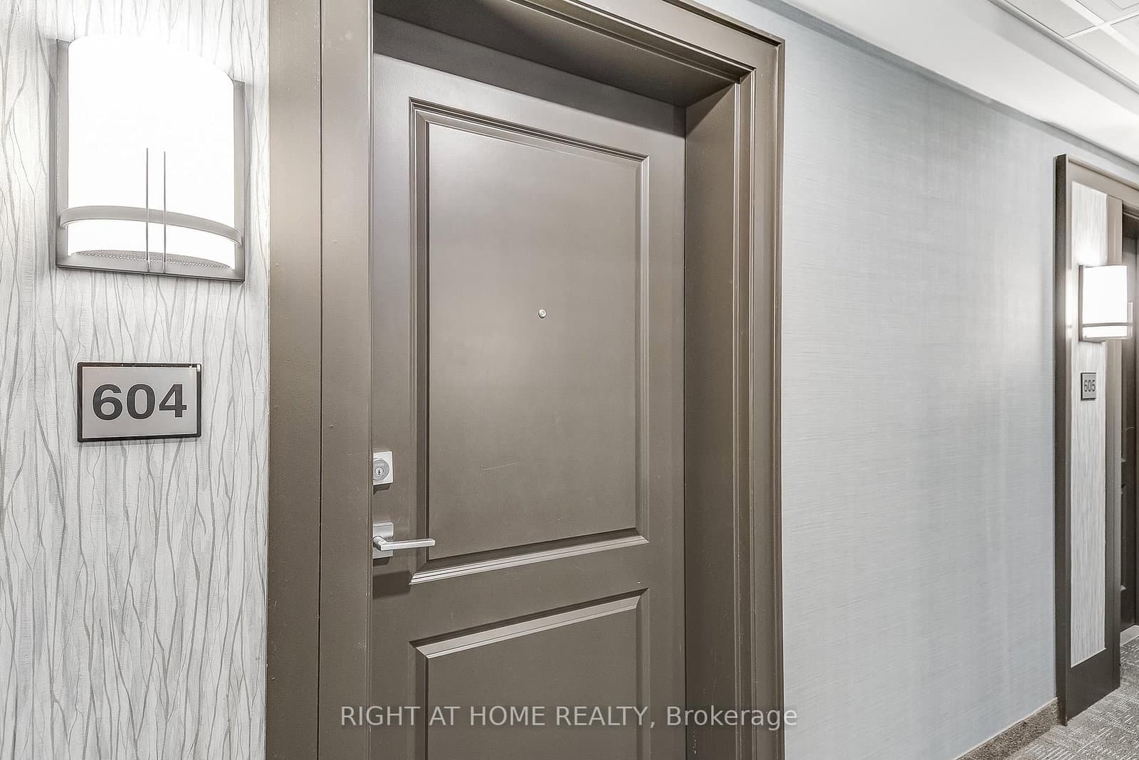 470 Dundas Street E, Unit 604 thumbnail 12