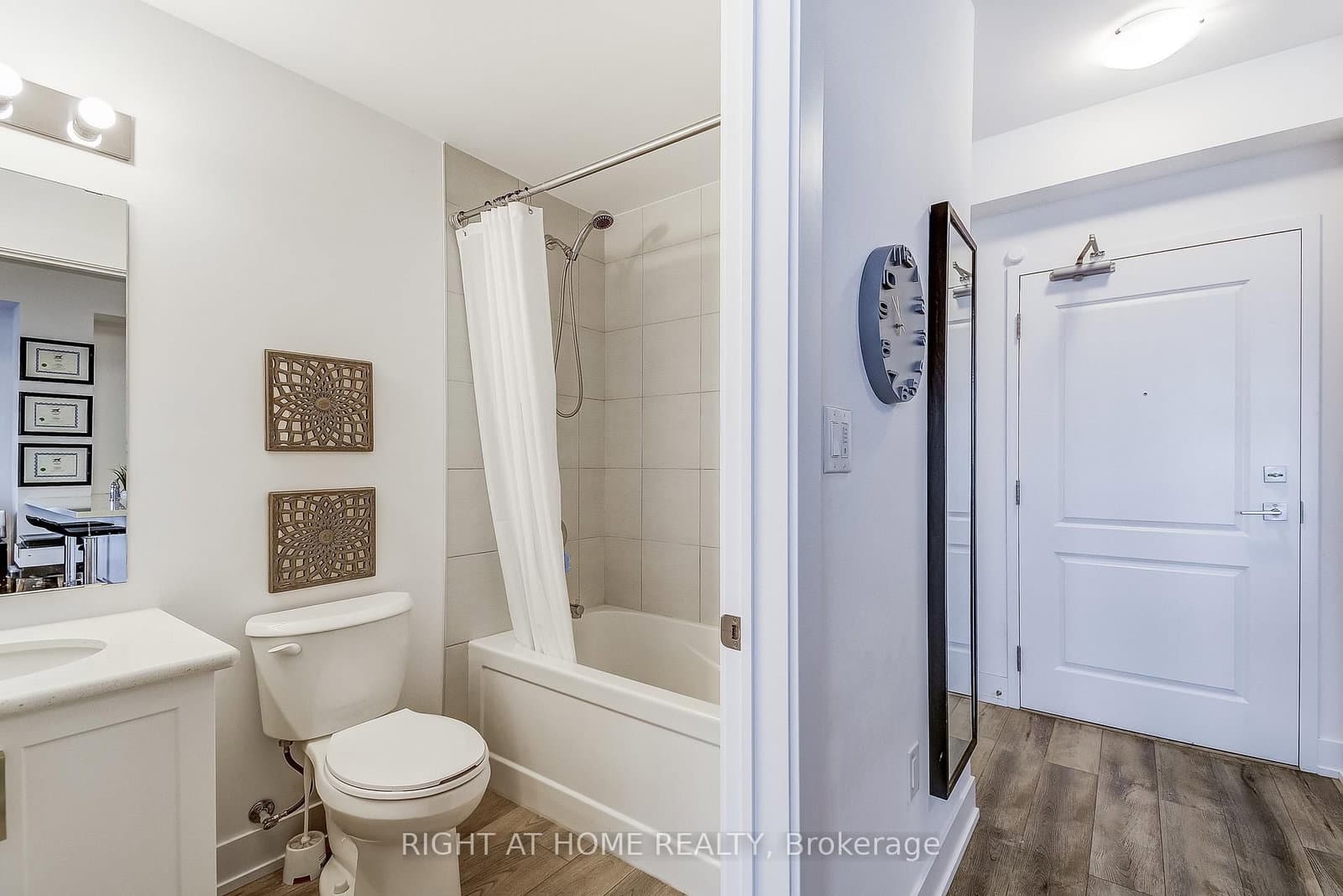 470 Dundas Street E, Unit 604 thumbnail 31