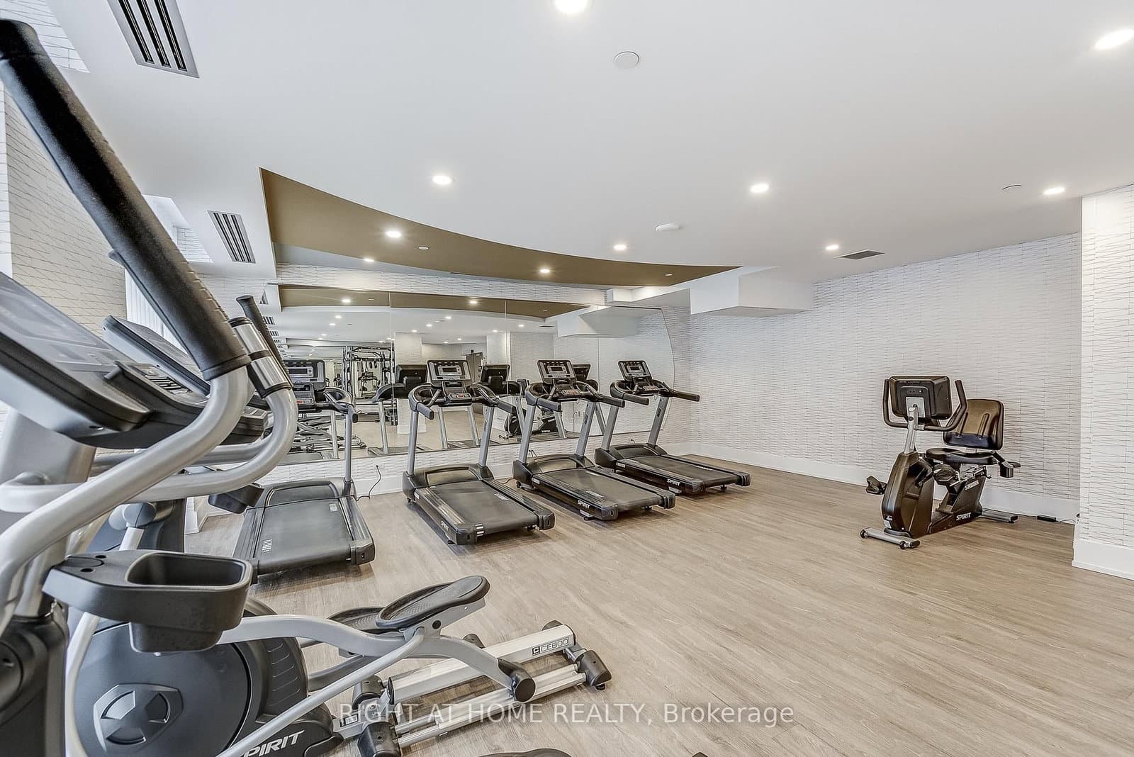 470 Dundas Street E, Unit 604 thumbnail 36