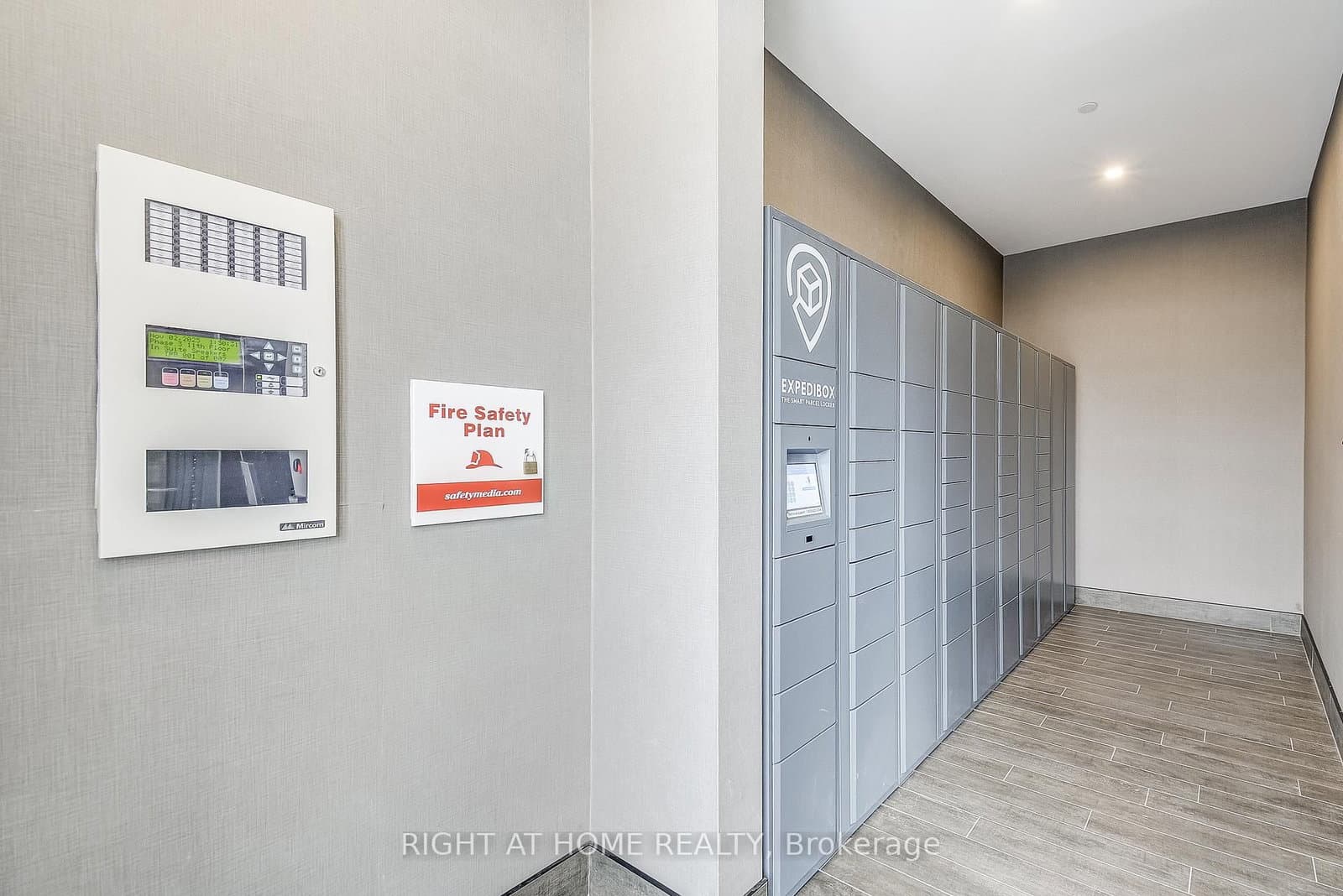 470 Dundas Street E, Unit 604 thumbnail 42