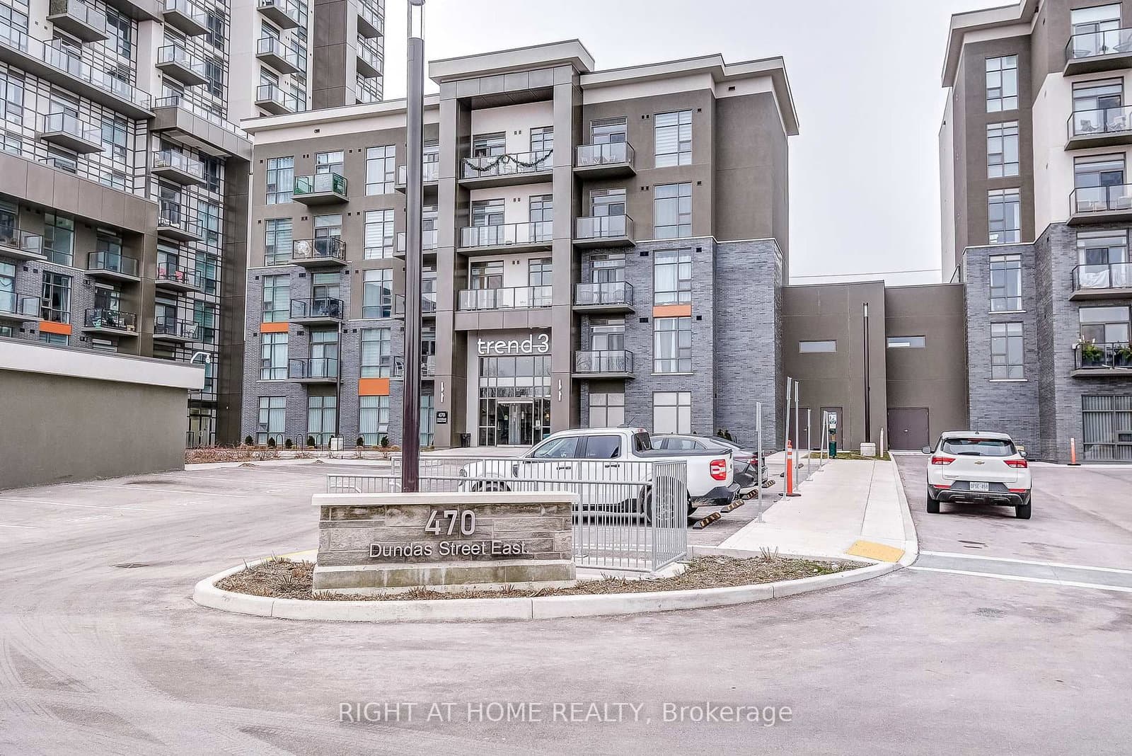 470 Dundas Street E, Unit 604 thumbnail 5