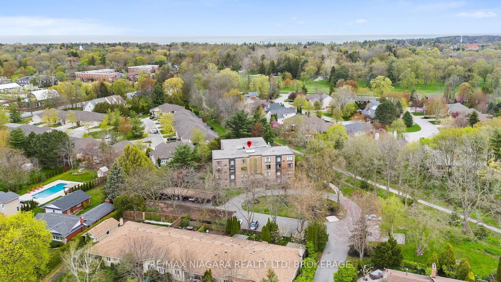 61 Paffard Street, Unit 403 thumbnail 18
