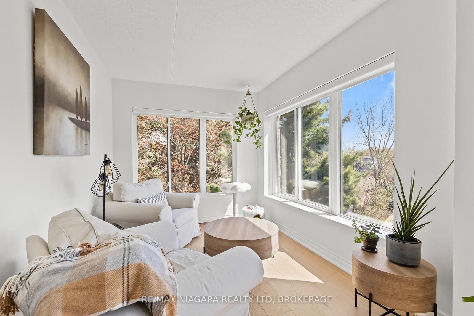 61 Paffard Street, Unit 403 thumbnail 6