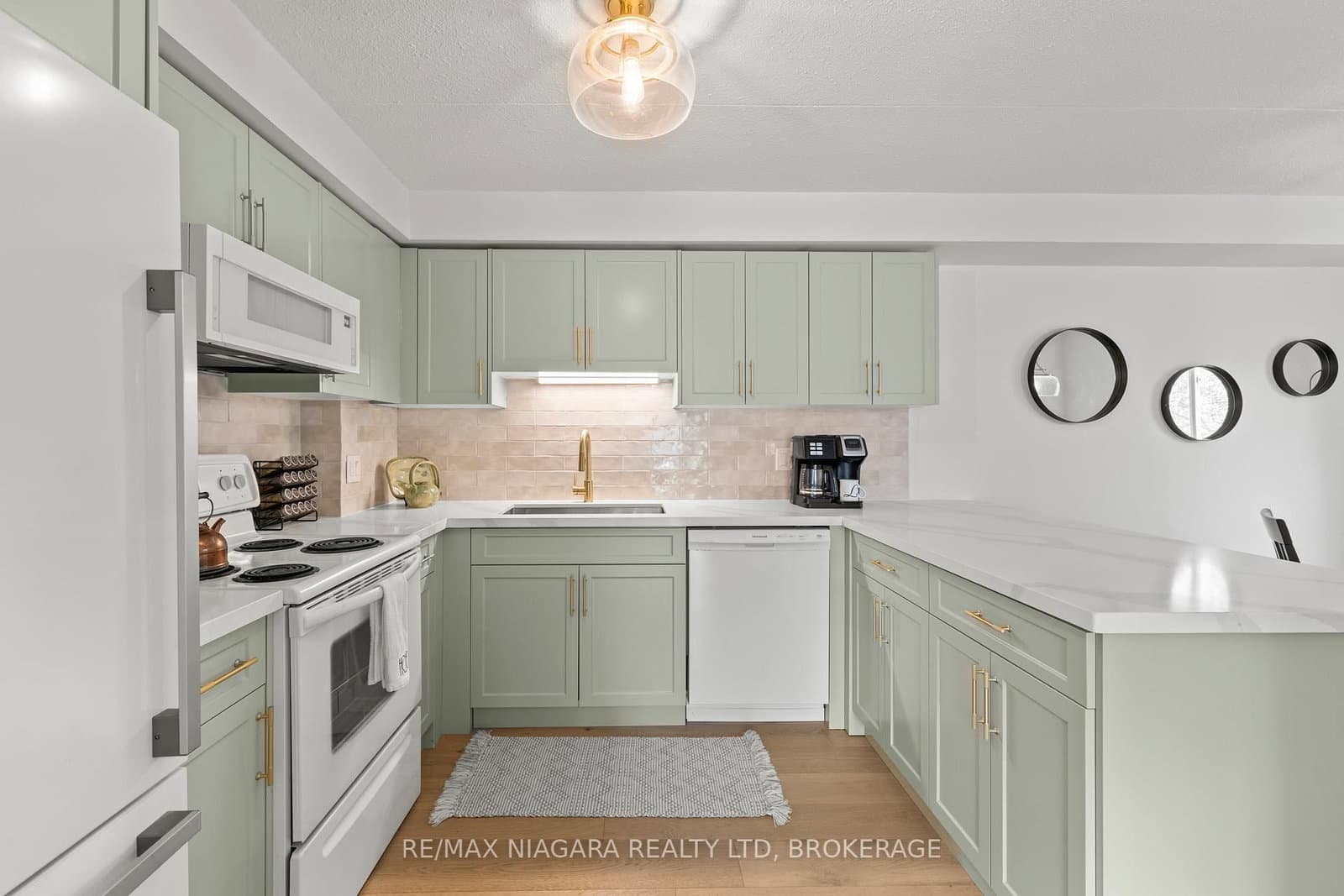 61 Paffard Street, Unit 403 thumbnail 7