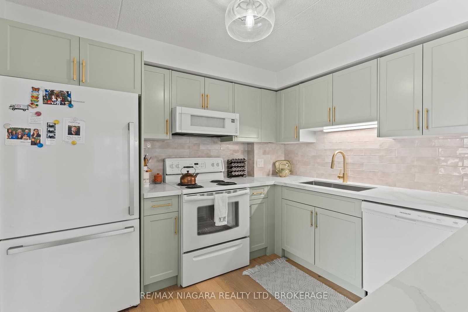61 Paffard Street, Unit 403 thumbnail 8