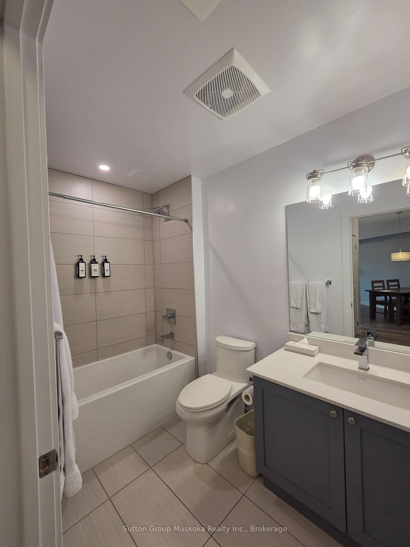 25 Pen Lake Point Road, Unit 208 thumbnail 10